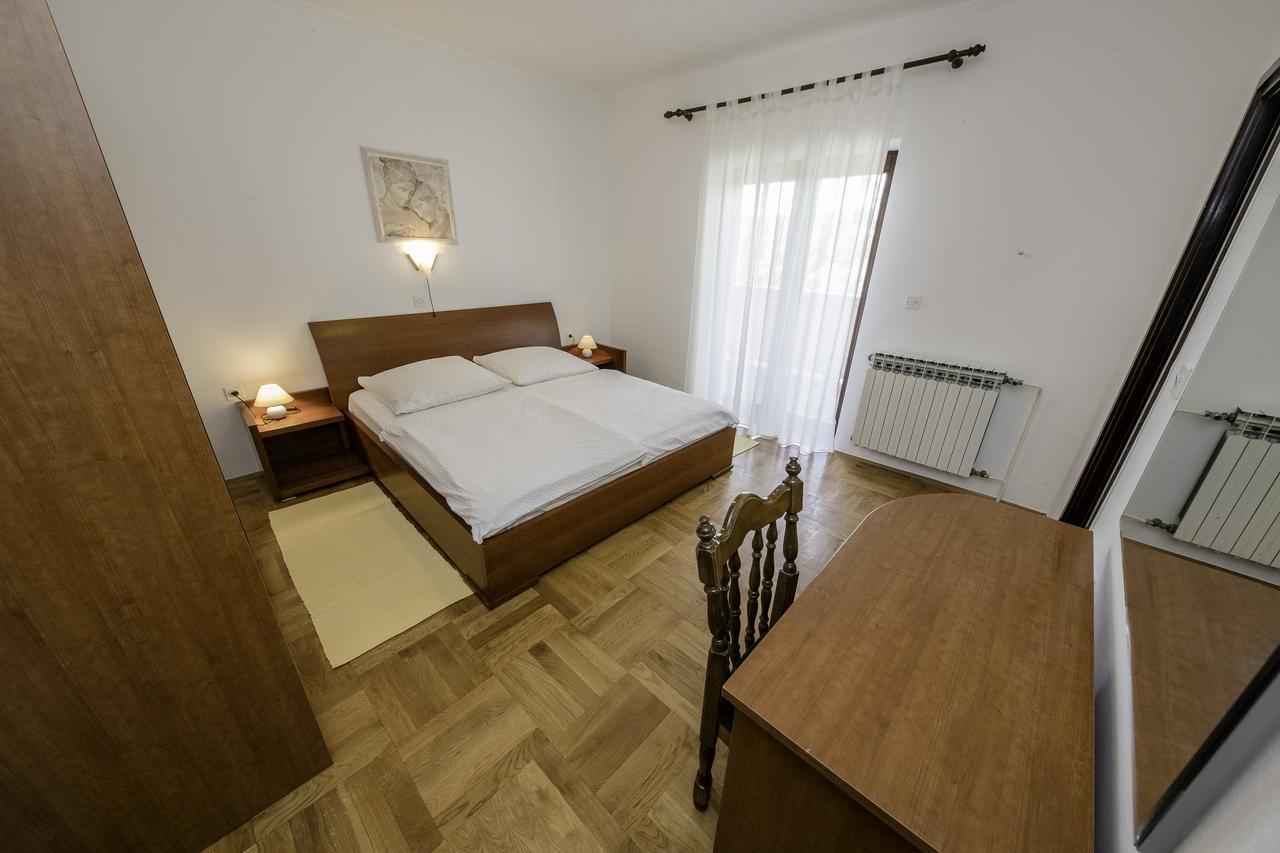 Apartments Dedic Supetarska Draga Eksteriør billede